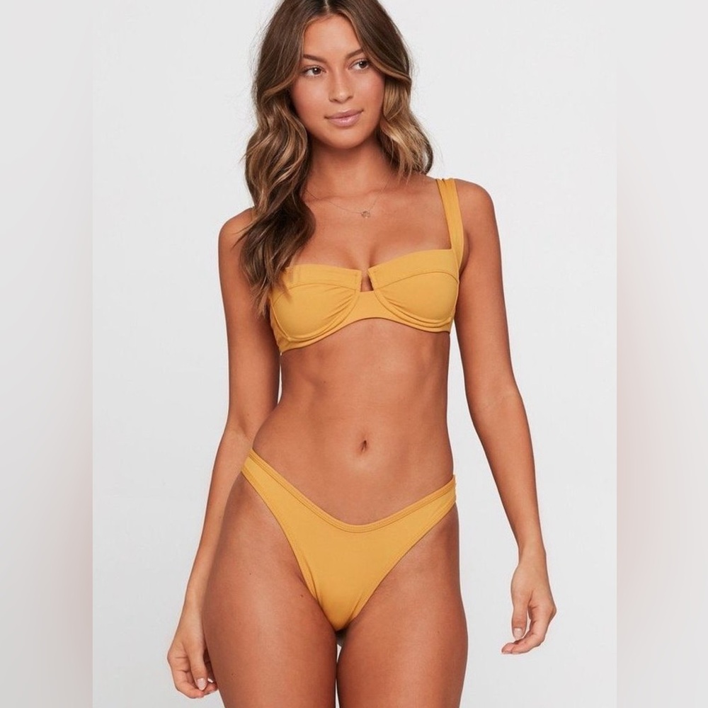 L Space Camellia Bikini Top & Whiplash Bottom